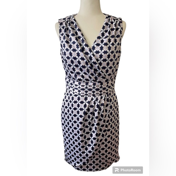 H&M Women's Navy Blue and White Faux Wrap Dress Size 8 - Picture 2 of 15